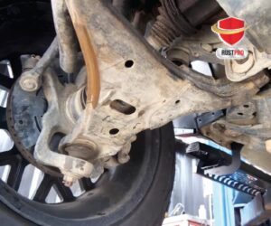 cat semprot anti karat mobil