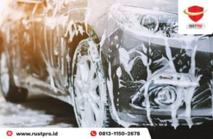 5 Cara Pilih Shampo Mobil Terbaik, Cat Aman & Mobil Kinclong