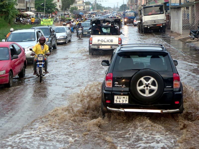 Ciri-ciri Mobil Bekas Banjir