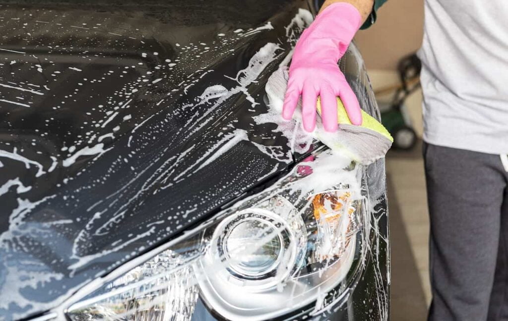 Kriteria Sabun Cuci Mobil yang Bagus, Biar Tak Salah Pilih