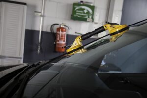 cara menghilangkan jamur pada kaca mobil