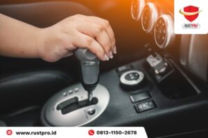 penyebab persneling mobil keras