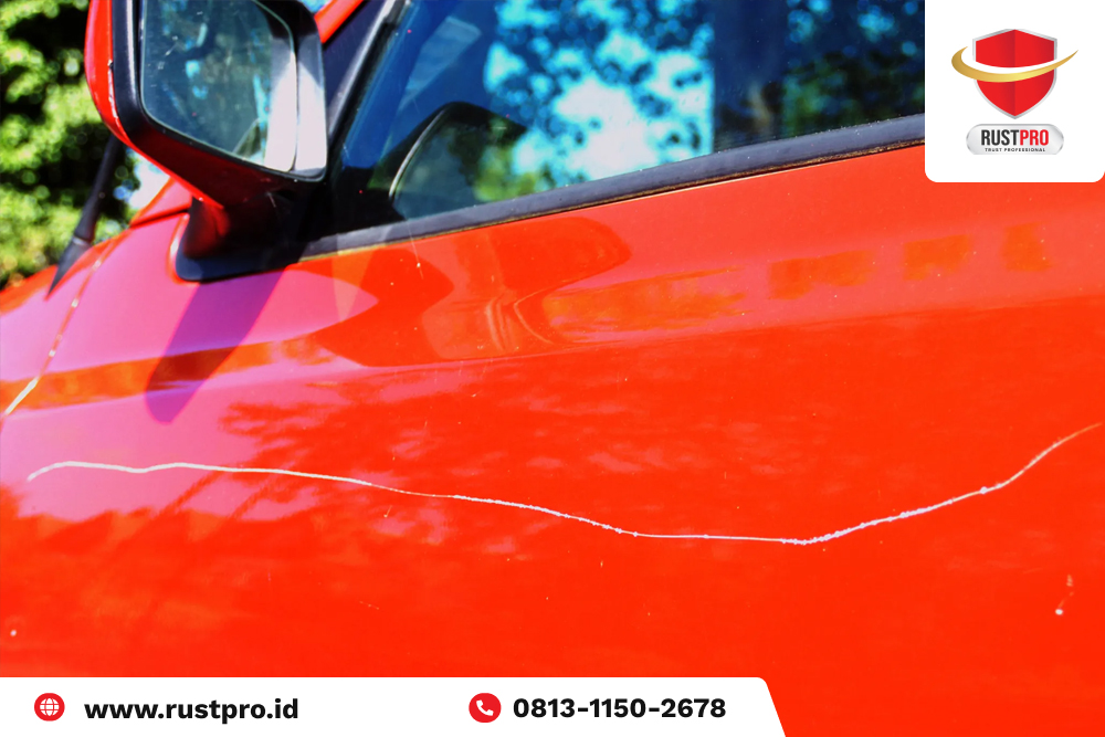 5 Cara Menghilangkan Baret Mobil Merah, Mulus Lagi!