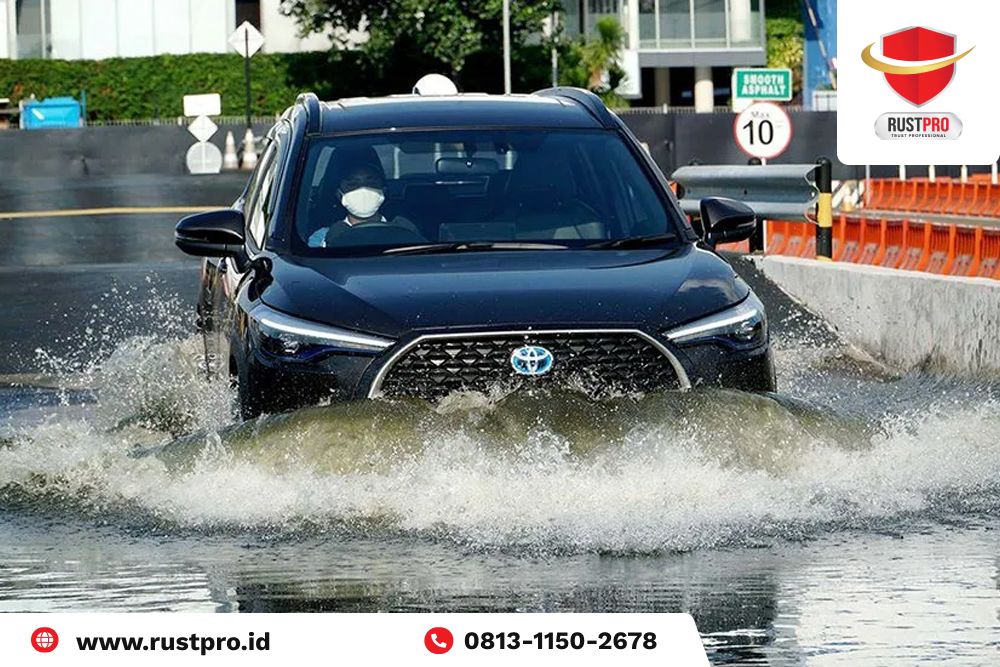 Mobil Hybrid Kena Banjir Cara Penanganan & Bahayanya