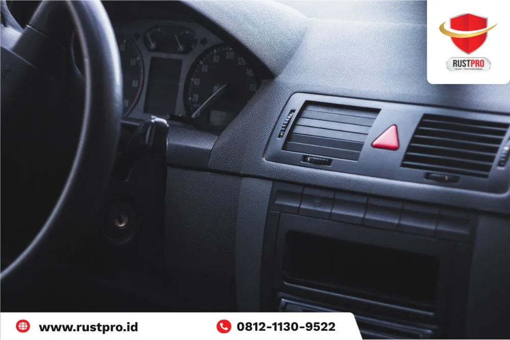 Tips Menggunakan Penghilang Bau Interior Mobil