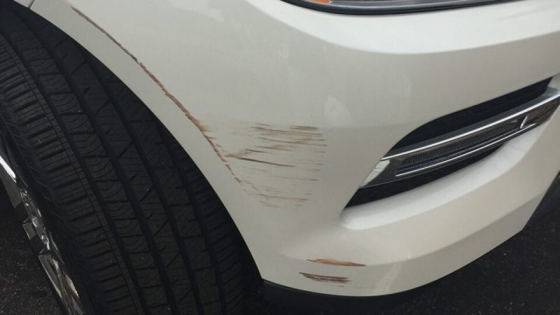 Cara Menghilangkan Baret Di Mobil Putih