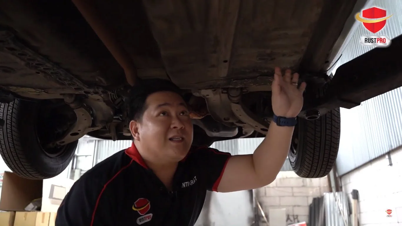 Anti Karat Mobil MPV Serpong Utara