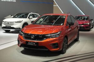 Anti Karat Mobil Hatchback Keputran di Tegalsari