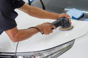 Autodetailing Mobil SUV Dukuh Menanggal di Gayungan