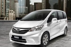 mobil pintu geser bekas murah
