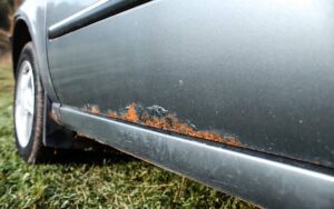 anti karat mobil terbaik SUV Kendangsari di Tenggilis Mejoyo