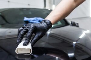 Autodetailing Mobil Hatchback Dukuh Setro di Tambaksari