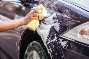Poles Mobil Hatchback Rawa Badak Utara di Koja