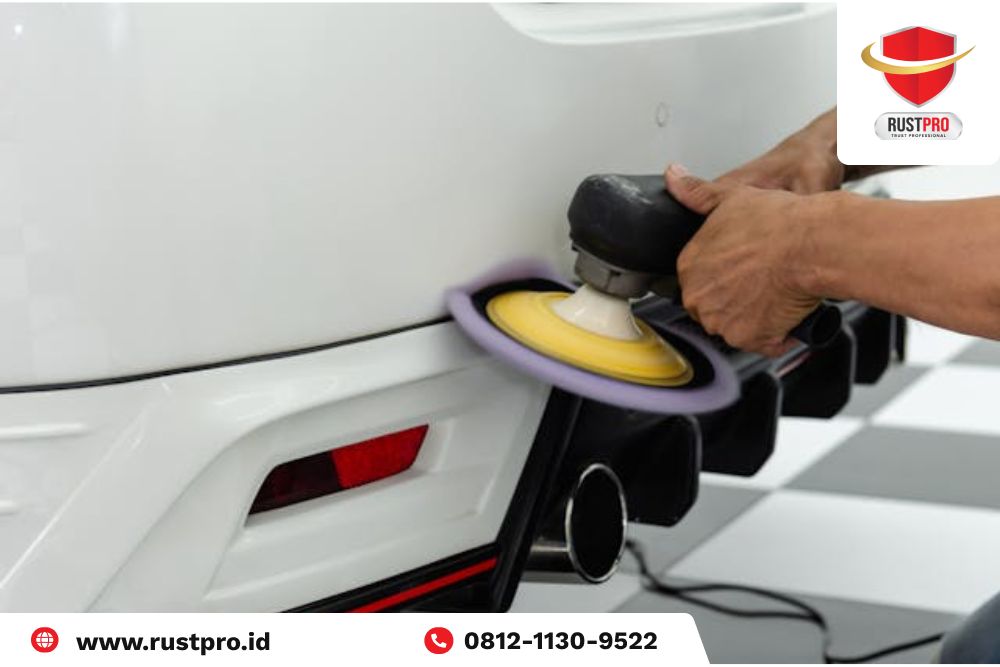 Poles Mobil Hatchback Sawah Baru di Ciputat
