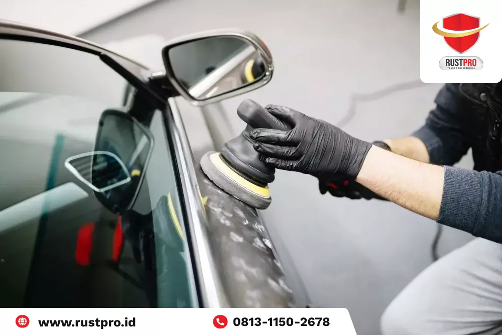 Autodetailing Mobil Hatchback Patemon di Sawahan