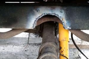 Anti Karat Mobil Mitsubishi Pajero Sport di Kamal Muara