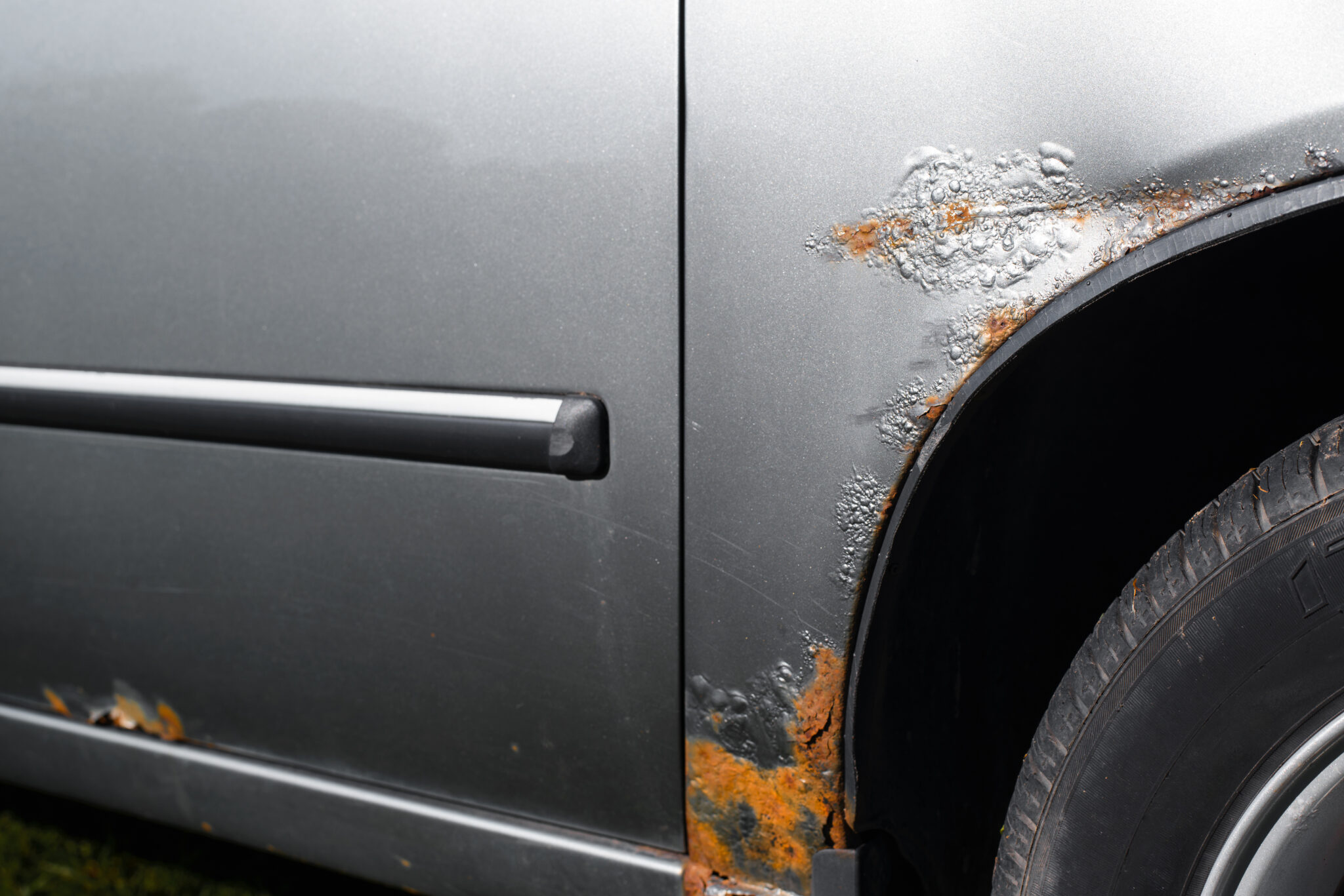 anti karat Mobil Kijang Innova di Sungaijawi Dalam