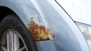 anti karat Mobil Vios di Benuamelayu Laut