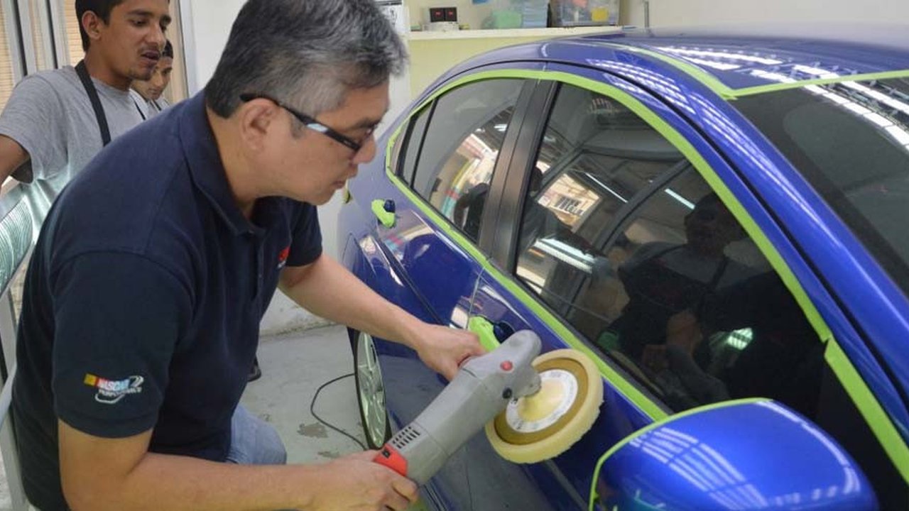Jasa Coating Honda Civic di Makassar